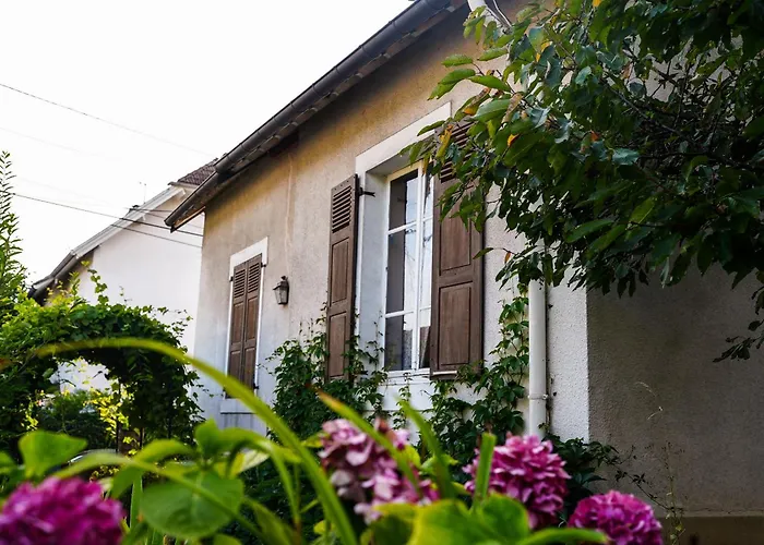 Maison Calme Tres Proche Centre-Ville